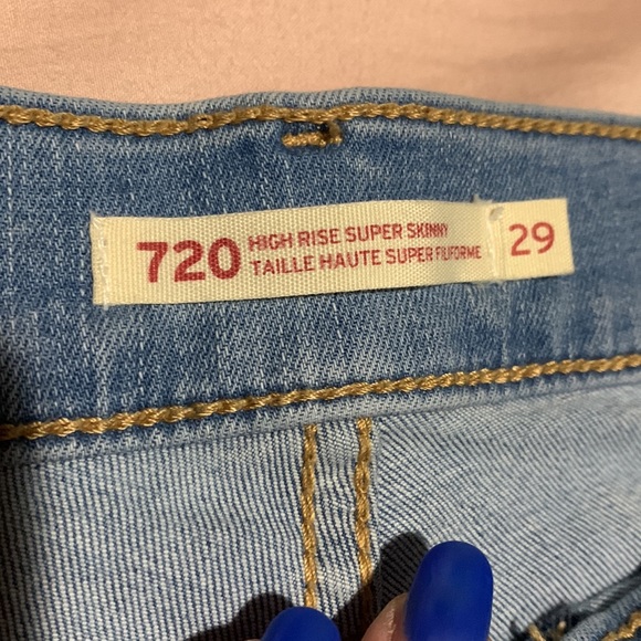 Levi’s distressed jeans - Picture 3 of 4